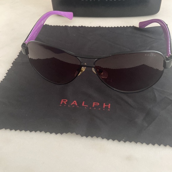 Sold Out! Ralph Lauren Black Aviator Sunglasses - Picture 6 of 7